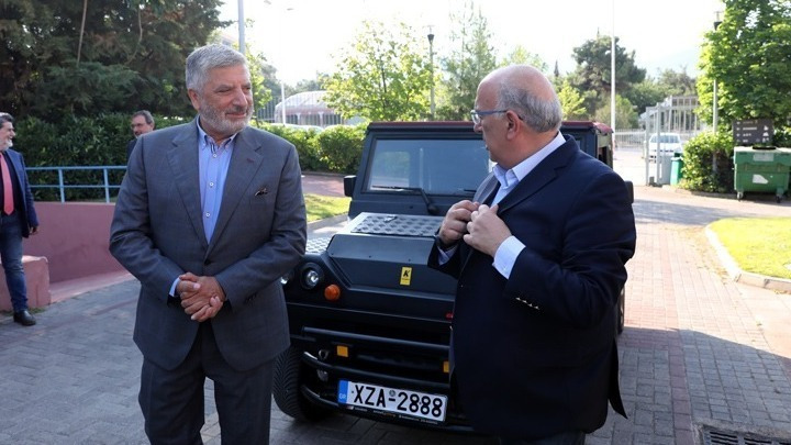 New Greek-manufactured cars presented at ministry event